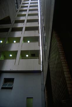 085_1
