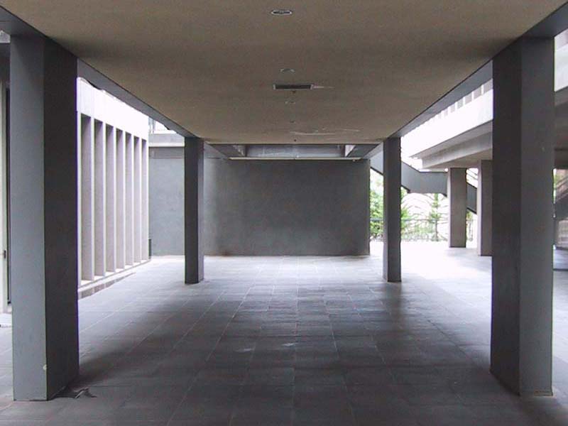 vacant15