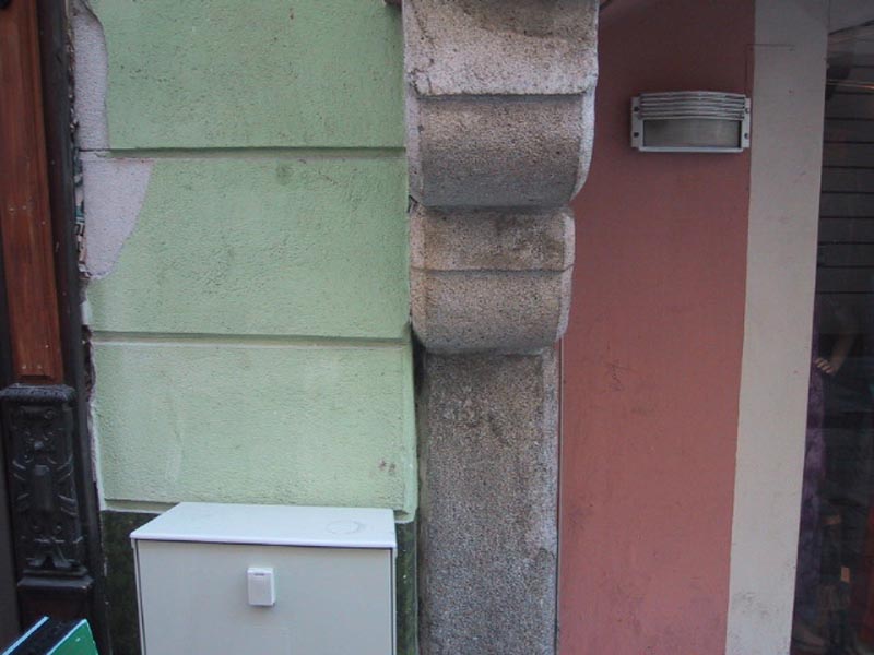 vacant9