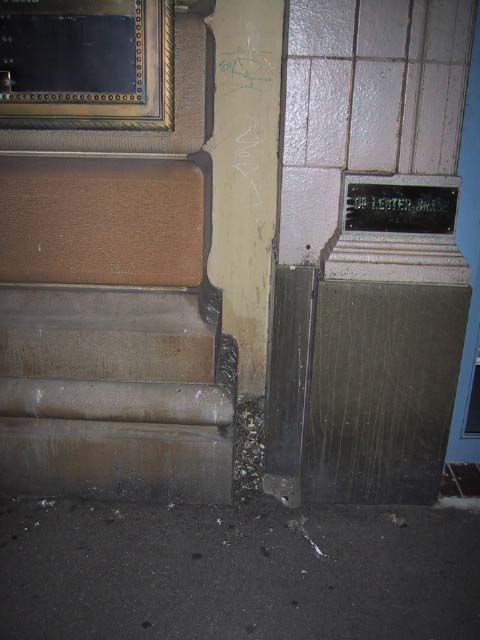 100-0037_img